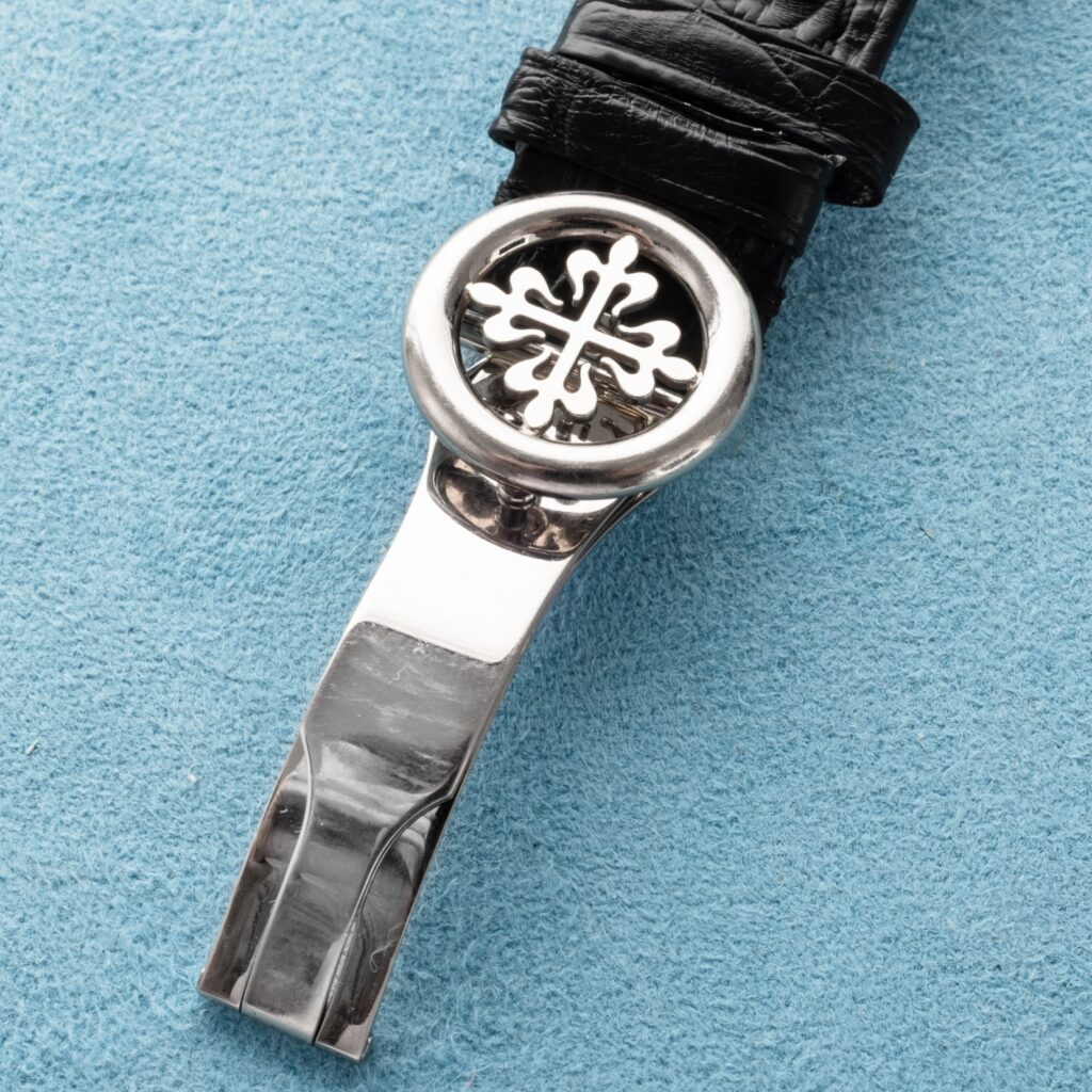 Patek Philippe Worldtime 5130G in 18k white gold - immagine 3